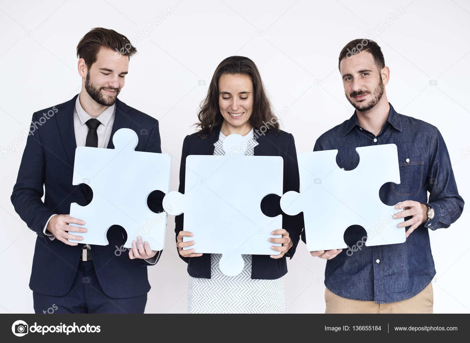 People holding puzzle pieces — Stock Photo © Rawpixel 136655184