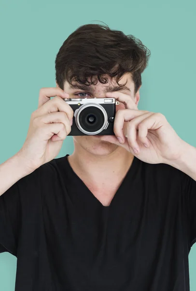 Man taking pictures on camera — Stock Photo, Image