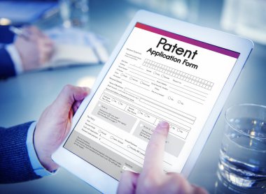 Dijital tablet holding işadamı eller