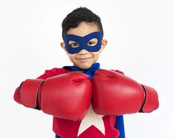 Junge im Kostüm Superheld — Stockfoto