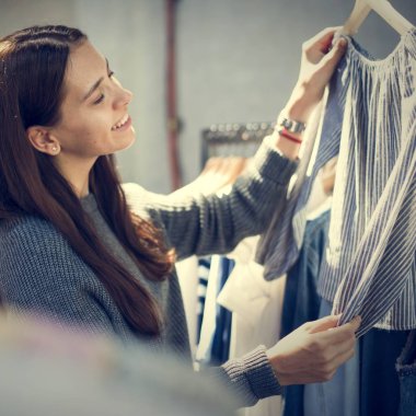 Chosing işgal kadın