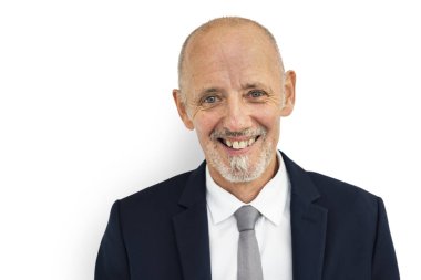 gülümseyen kıdemli iş adamı