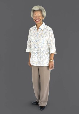 Studio kadın kıdemli 