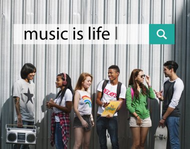 genç arkadaş grubu