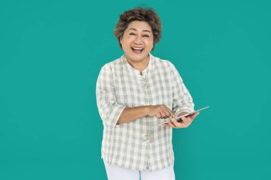 Studio kadın kıdemli 