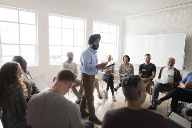 Office toplantıda insanlar