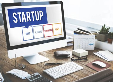 bilgisayar monitöründe çalışma alanı tablosu