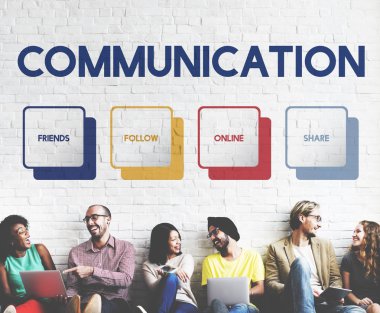 çeşitlilik arkadaşlar duvarının yakınında