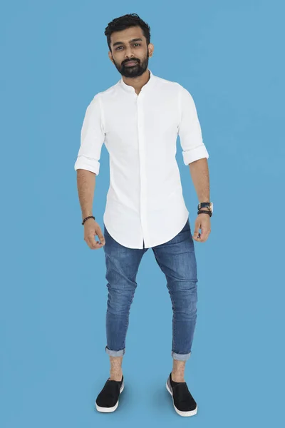 Casual indiano giovane uomo — Foto Stock