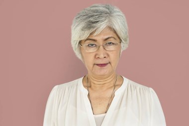 Studio üst düzey Asyalı kadın