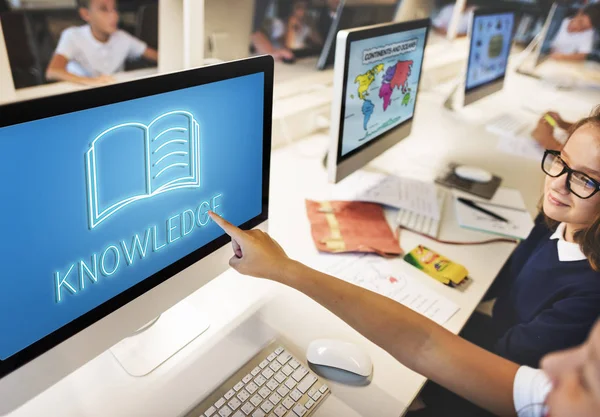 Pupils in computer classroom — Stock Photo, Image