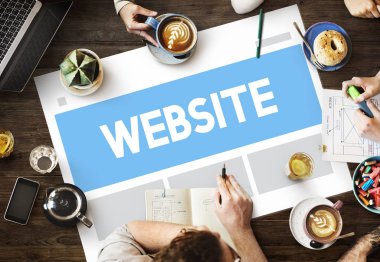 projede çalışan iş adamları 