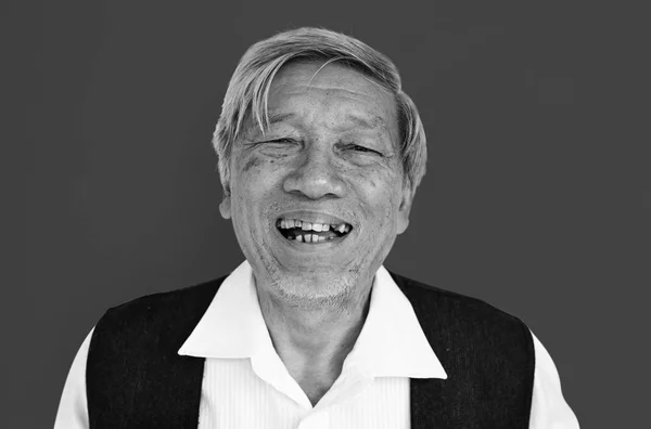 Usměvavá starší Asiat — Stock fotografie