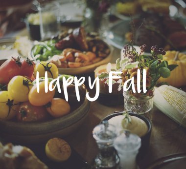 Tablo ile lezzetli yemekler servis