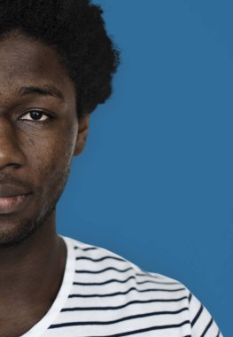 genç Afrikalı adamın yüzü