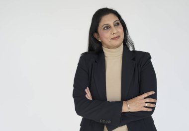 stüdyoda Kızılderili kadın