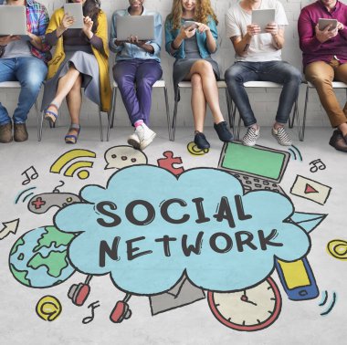 Dijital aygıtlar kullanan insanlar