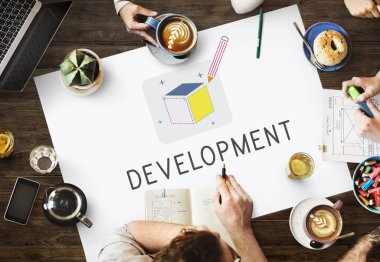 projede çalışan iş adamları 