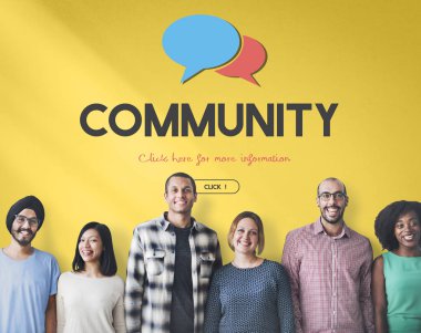 çeşitlilik insanlar duvara yakın duruyor