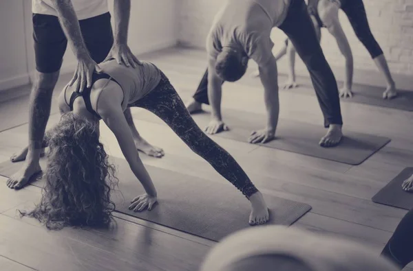 People Exercise in Class — Stock Photo, Image