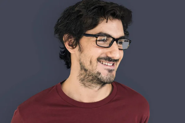 Hombre sonriente en el estudio — Foto de Stock