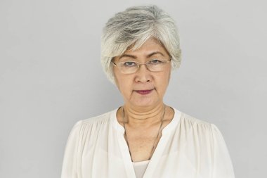 Studio üst düzey Asyalı kadın