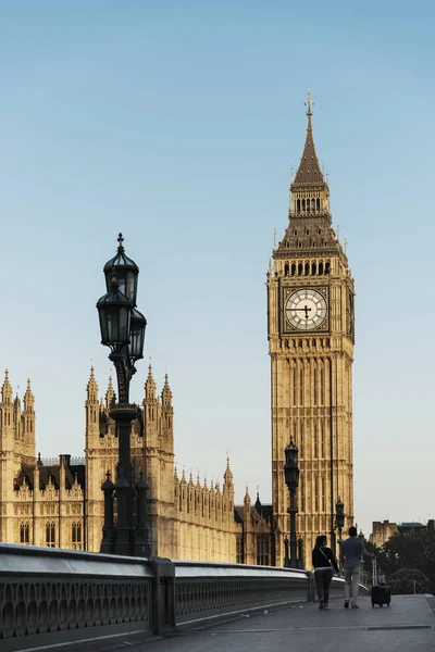 Big Ben tower and parliament — Stock Photo, Image