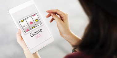 Dijital tablet tarama kadın