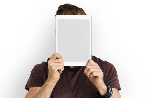 Pessoa segurando tablet digital — Fotografia de Stock