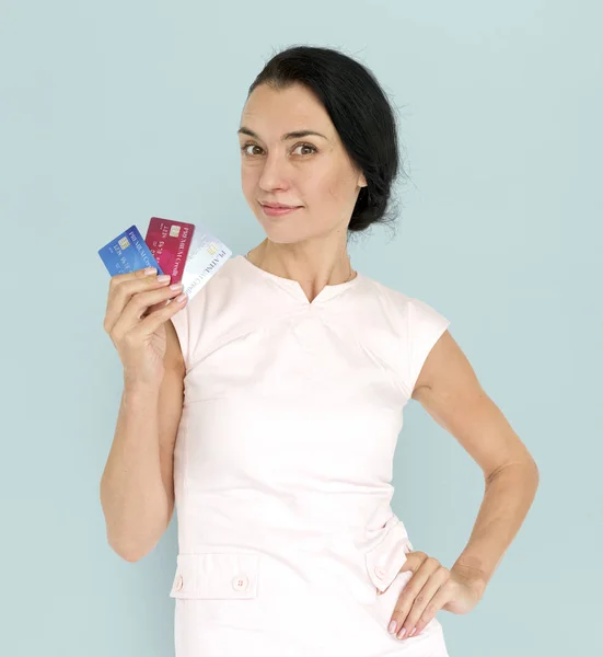 Nő a gazdaság hitelkártyák — Stock Fotó