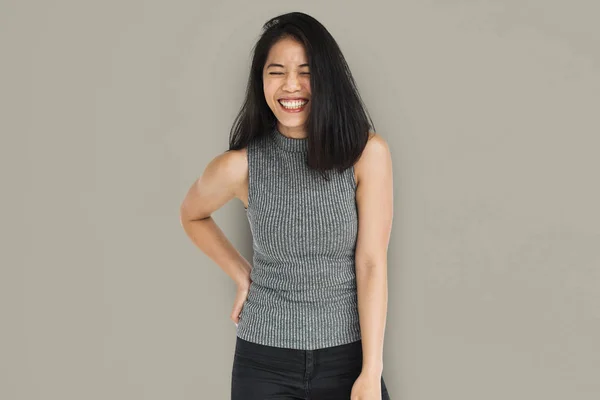 Rozkošné Asijské žena usmívá — Stock fotografie
