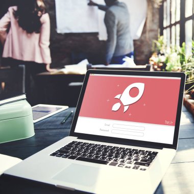 yer çalışma dizüstü açın