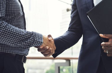 İş insanlar hadshaking anlaşma için