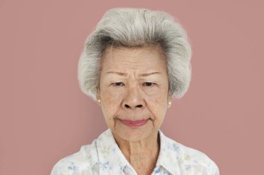 kızgın üst düzey Asyalı kadın