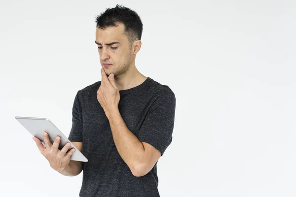 Man använder digital tablett i studio — Stockfoto