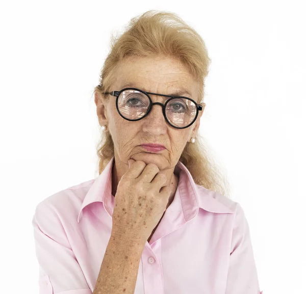 Mujer mayor en gafas — Foto de Stock