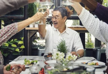 Emekli kıdemli buluşmak