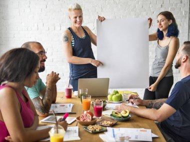 insanların kahvaltı ile Toplantı