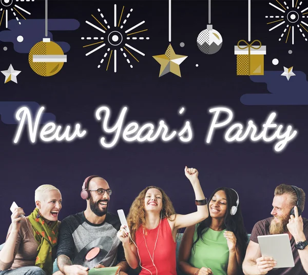 Dijital aygıtlar kullanan insanlar