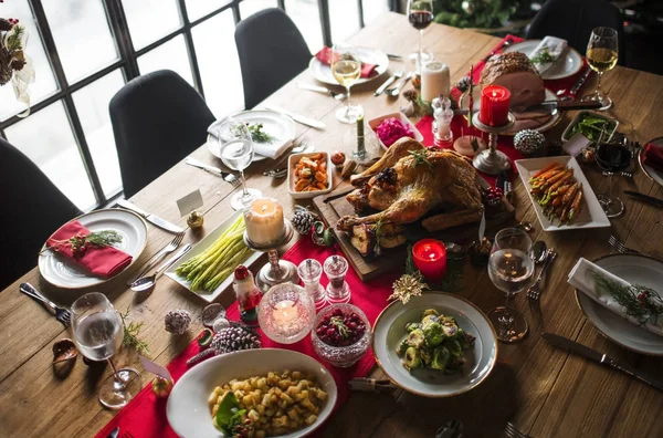 Mesa com Jantar de Natal — Fotografia de Stock