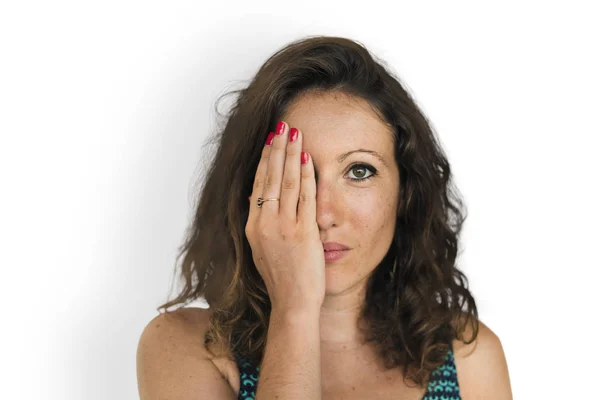 Mujer cubriendo media cara — Foto de Stock