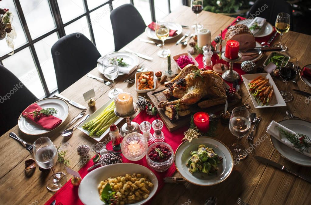 Table with Christmas Dinner 