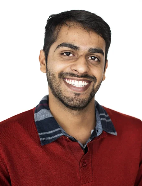 Sonriente hombre indio en estudio — Foto de Stock
