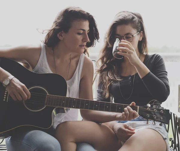 Lesbičky pár tráví čas spolu — Stock fotografie