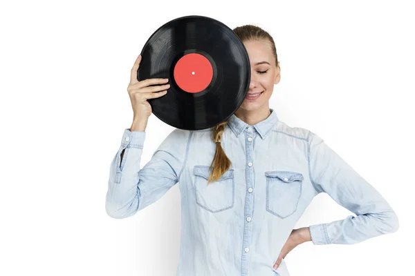 Femme détenant un record de vinyle — Photo