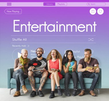 Dijital aygıtlar kullanan insanlar