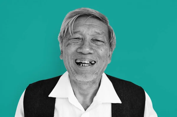 Mosolygó vezető ázsiai ember — Stock Fotó