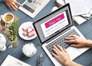 birlikte çalışan kadınlar