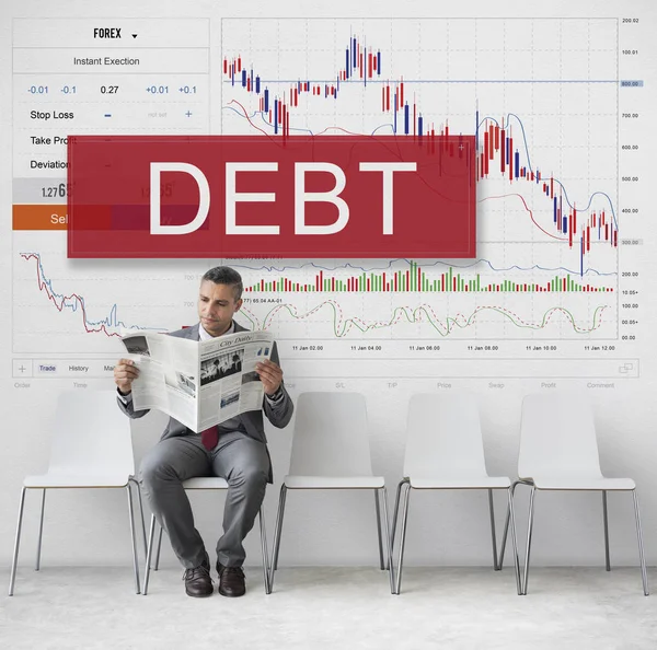 iş adamı okuma gazete