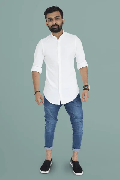 Casual indiano giovane uomo — Foto Stock